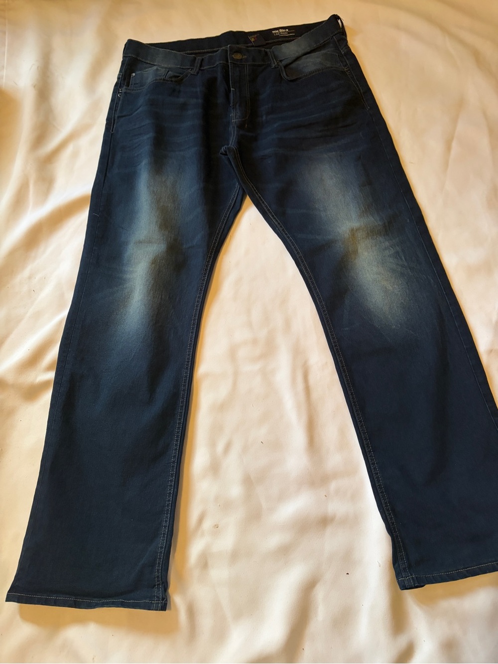 Lucky Brand Men's Straight Jeans in Dark Blue with Fading